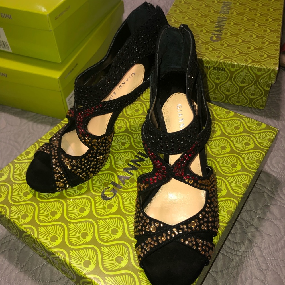 Size 7 Gianni Bini Heels